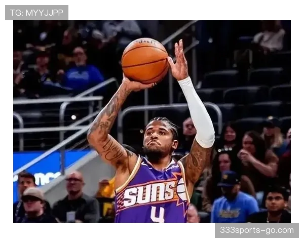 杰伦·格林从单打转向挡拆制造错位，效率明显提升