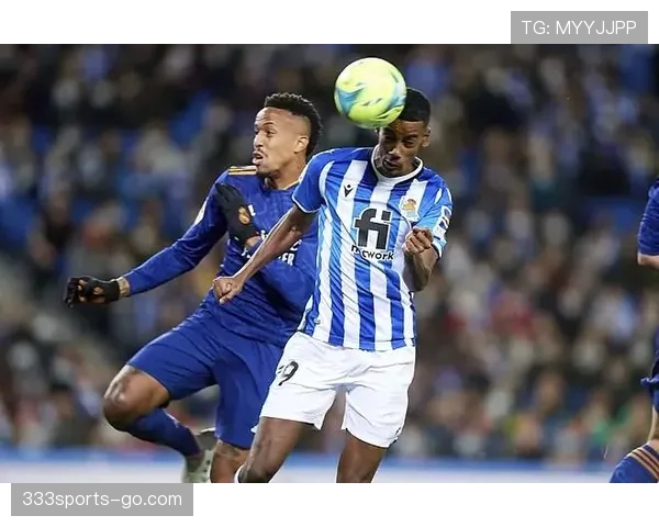 伊布与本泽马：终结方式分化，单点强攻转向体系联动