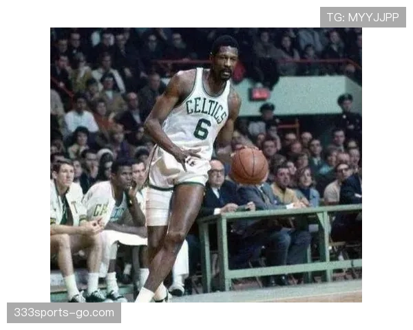 拉塞尔防守篮板主导战局 助凯尔特人获多次总冠军荣耀